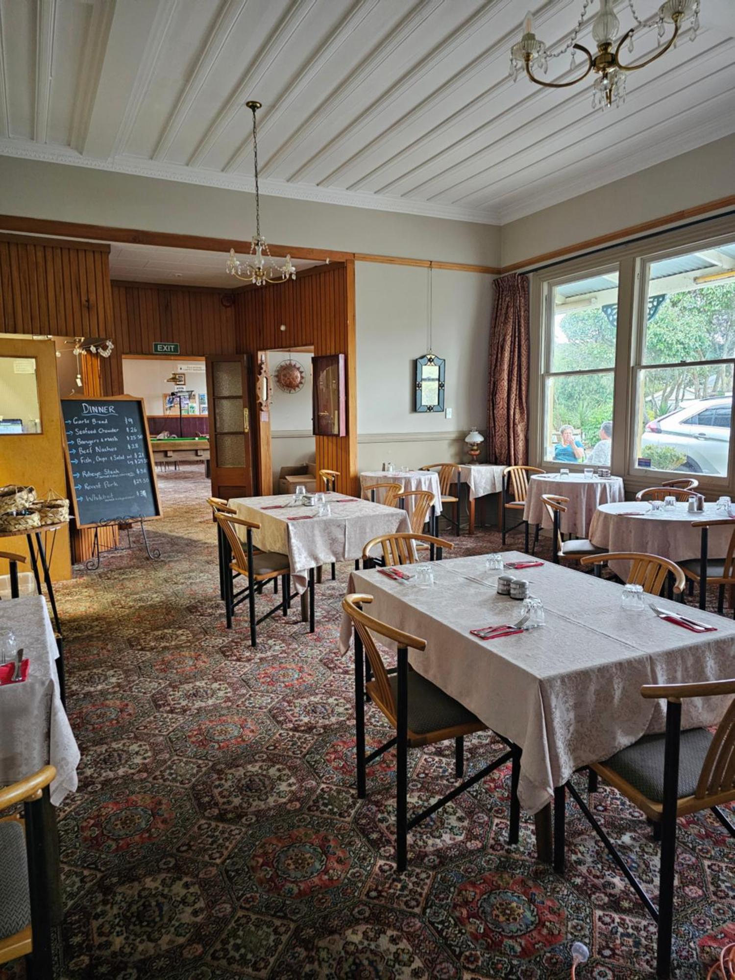 Karamea Village Hotel Buitenkant foto